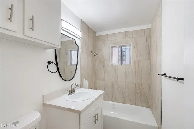 $850 | 212 Kola Street, Unit 4, Henderson, NV 89015