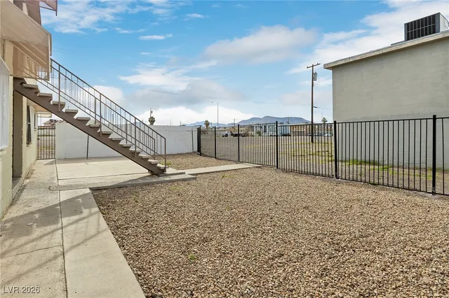 $850 | 212 Kola Street, Unit 4, Henderson, NV 89015