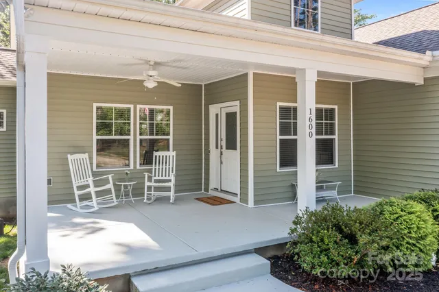 $378,000 | 1600 Barefoot Road, Unit 3, Catawba, NC 28609