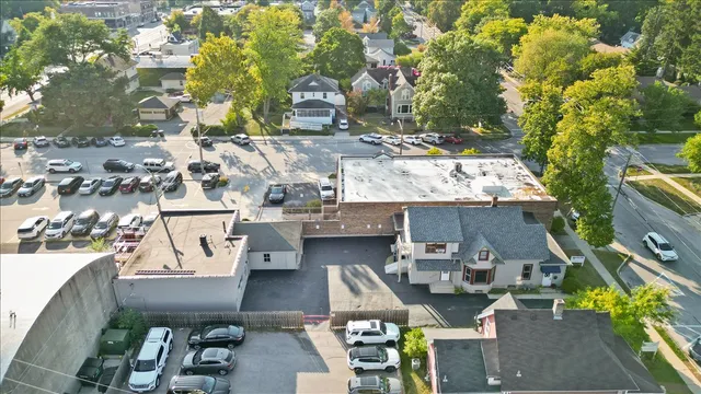 $750,000 | 322 Hamilton Street, Geneva, IL 60134