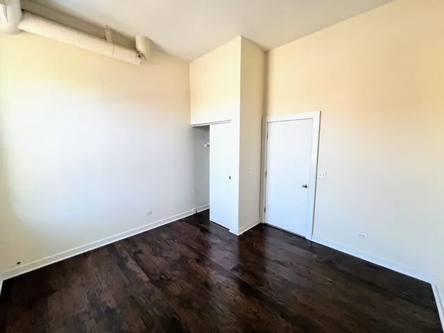 $3,950 | 2041 West North Avenue, Unit 12, Chicago, IL 60647