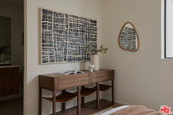 $2,495,000 | 3214 Highland Avenue, Unit 2, Santa Monica, CA 90405