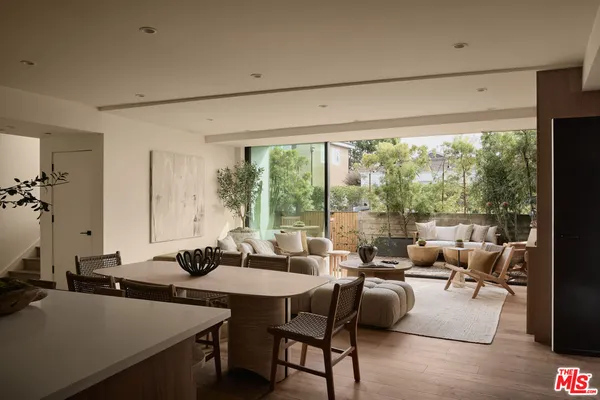 $2,495,000 | 3214 Highland Avenue, Unit 2, Santa Monica, CA 90405