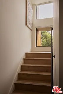 $2,495,000 | 3214 Highland Avenue, Unit 2, Santa Monica, CA 90405