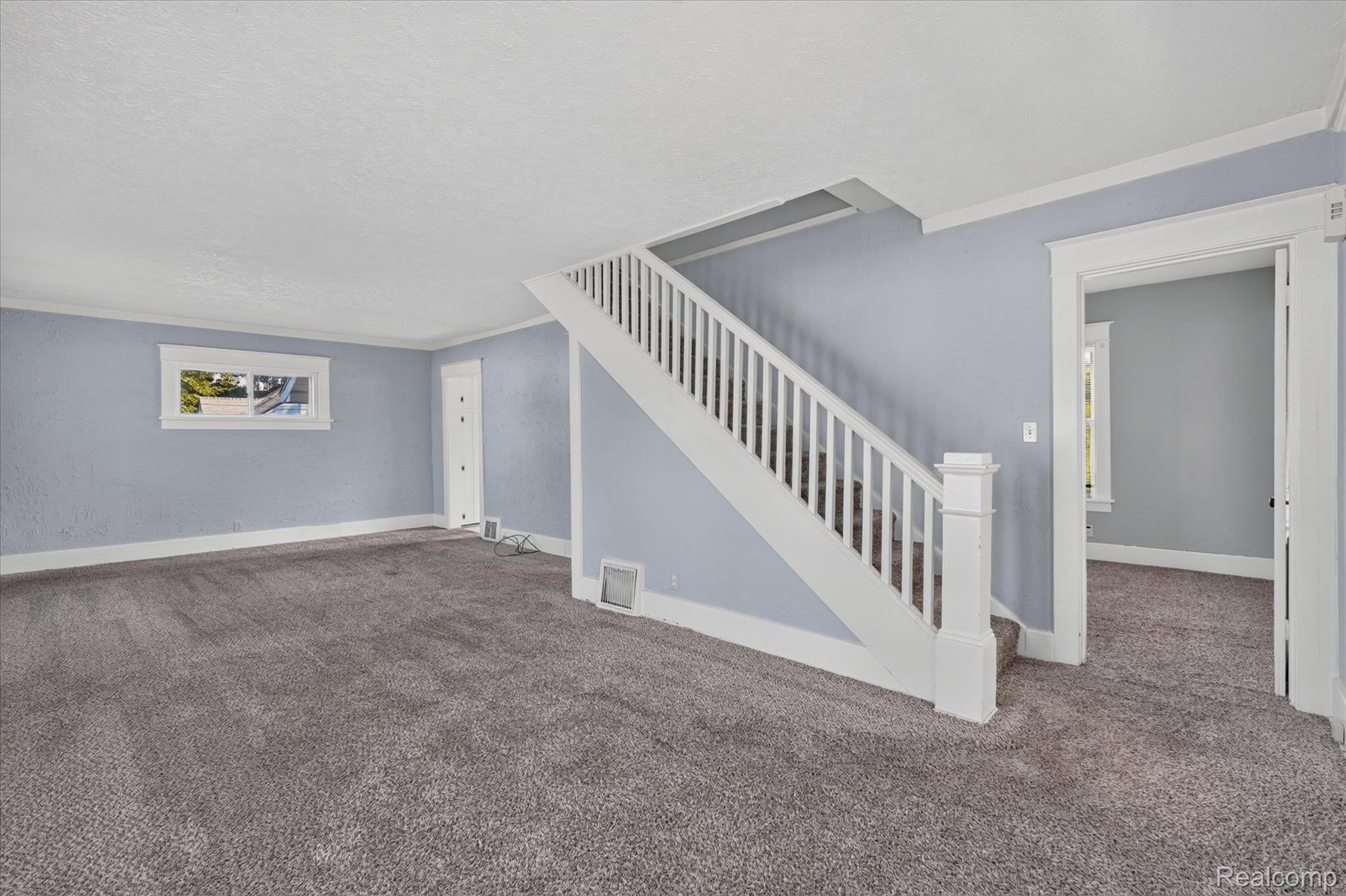 203 South Center Road Grand Blanc, MI 48439 - Photo 8 of 40 08-230-S-Center-Rd-Grand-Blanc-WindowStill.jpg