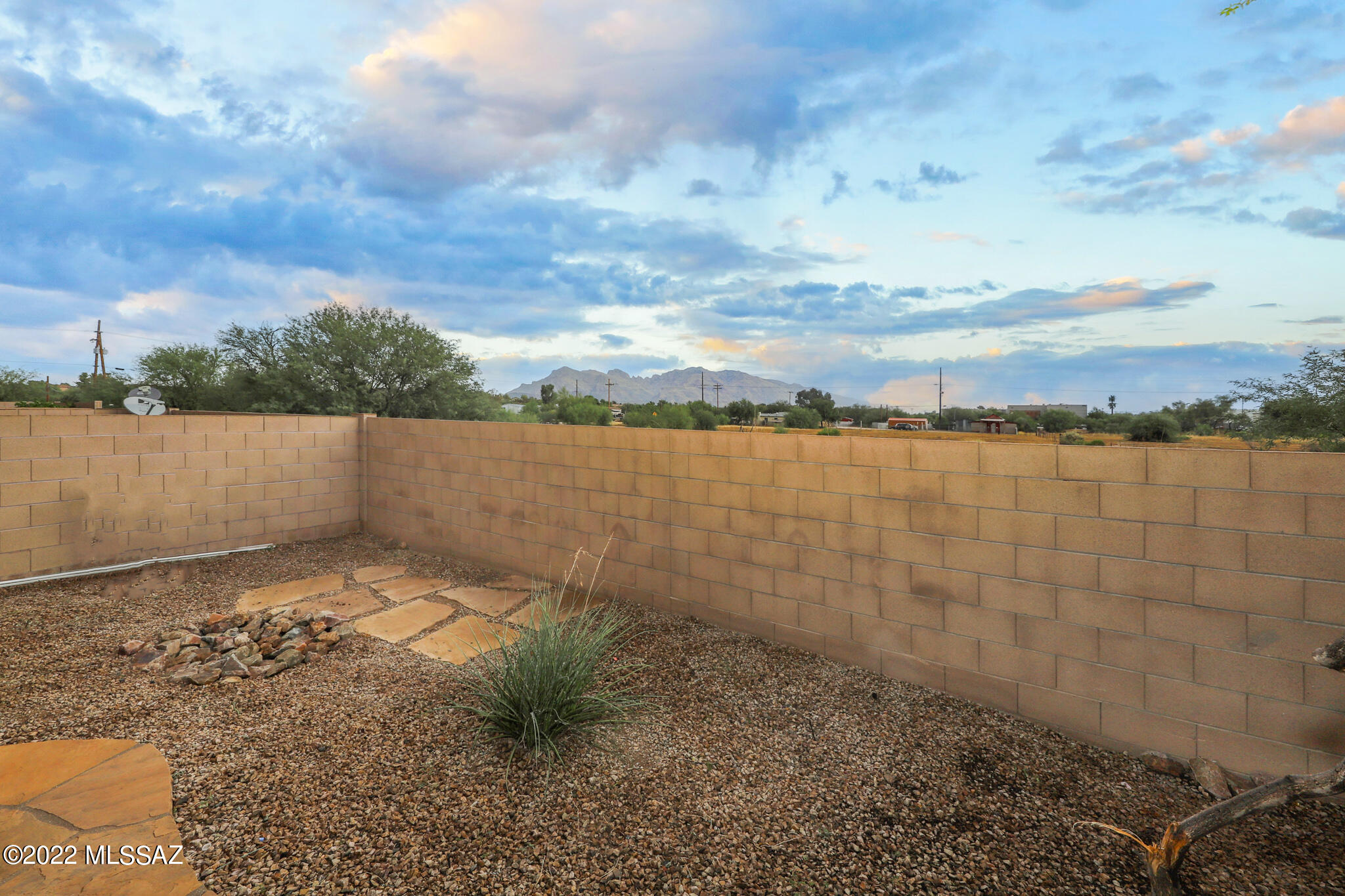 5566 North Morning Spring Avenue Tucson, AZ 85741 - Photo 25 of 30