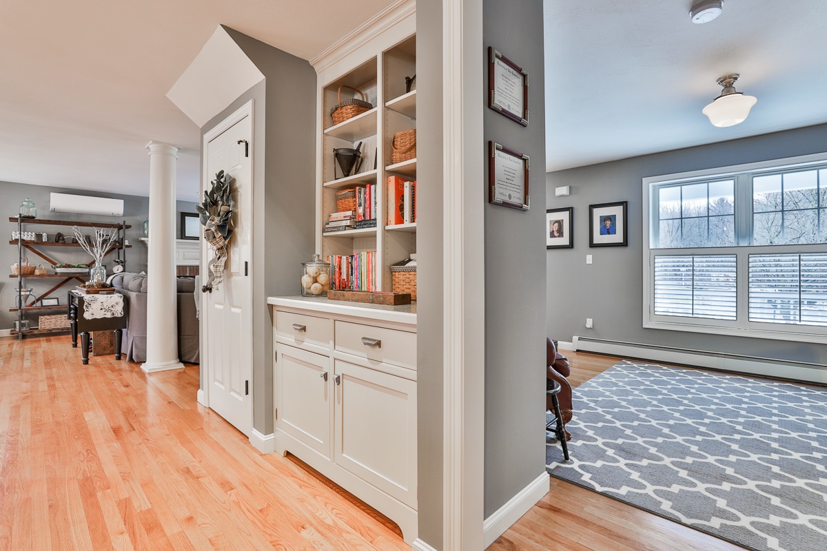 9 Flintlock Road Salem, NH 03079 - Photo 11 of 40 Gallery Image 11