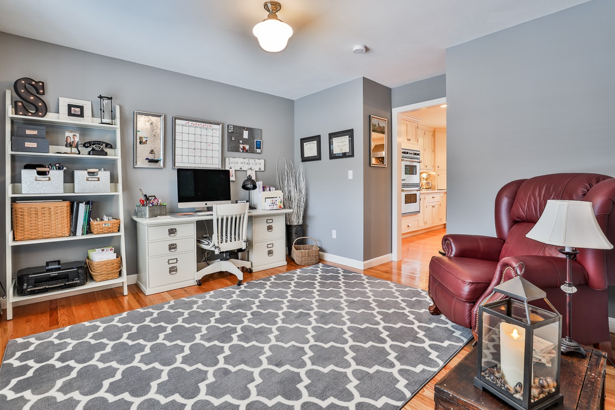 9 Flintlock Road Salem, NH 03079 - Photo 17 of 40 Gallery Image 17