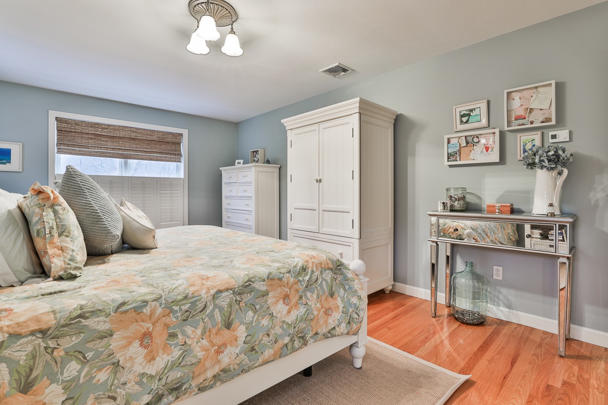9 Flintlock Road Salem, NH 03079 - Photo 24 of 40 Gallery Image 24