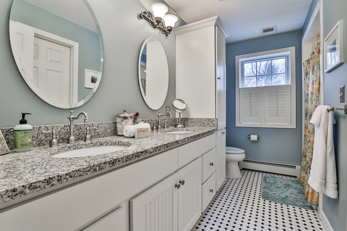 9 Flintlock Road Salem, NH 03079 - Photo 25 of 40 Gallery Image 25