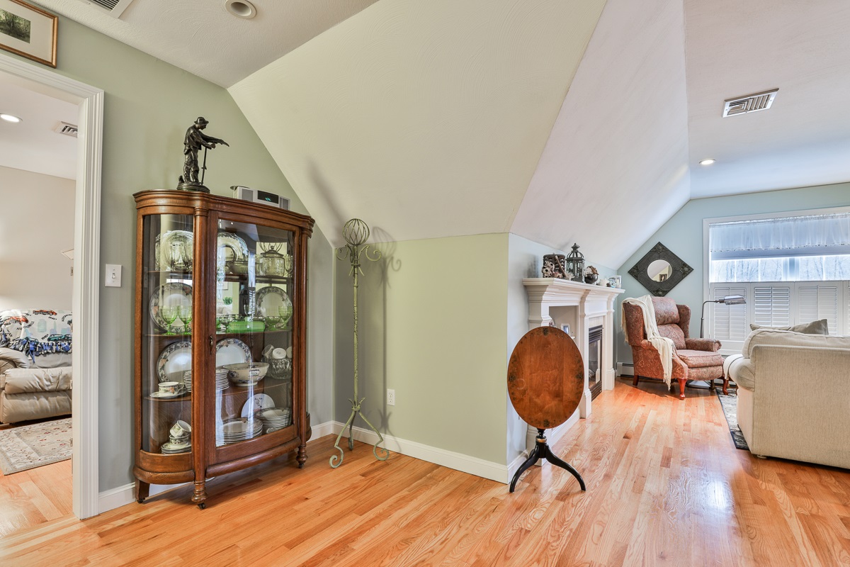 9 Flintlock Road Salem, NH 03079 - Photo 31 of 40 Gallery Image 31