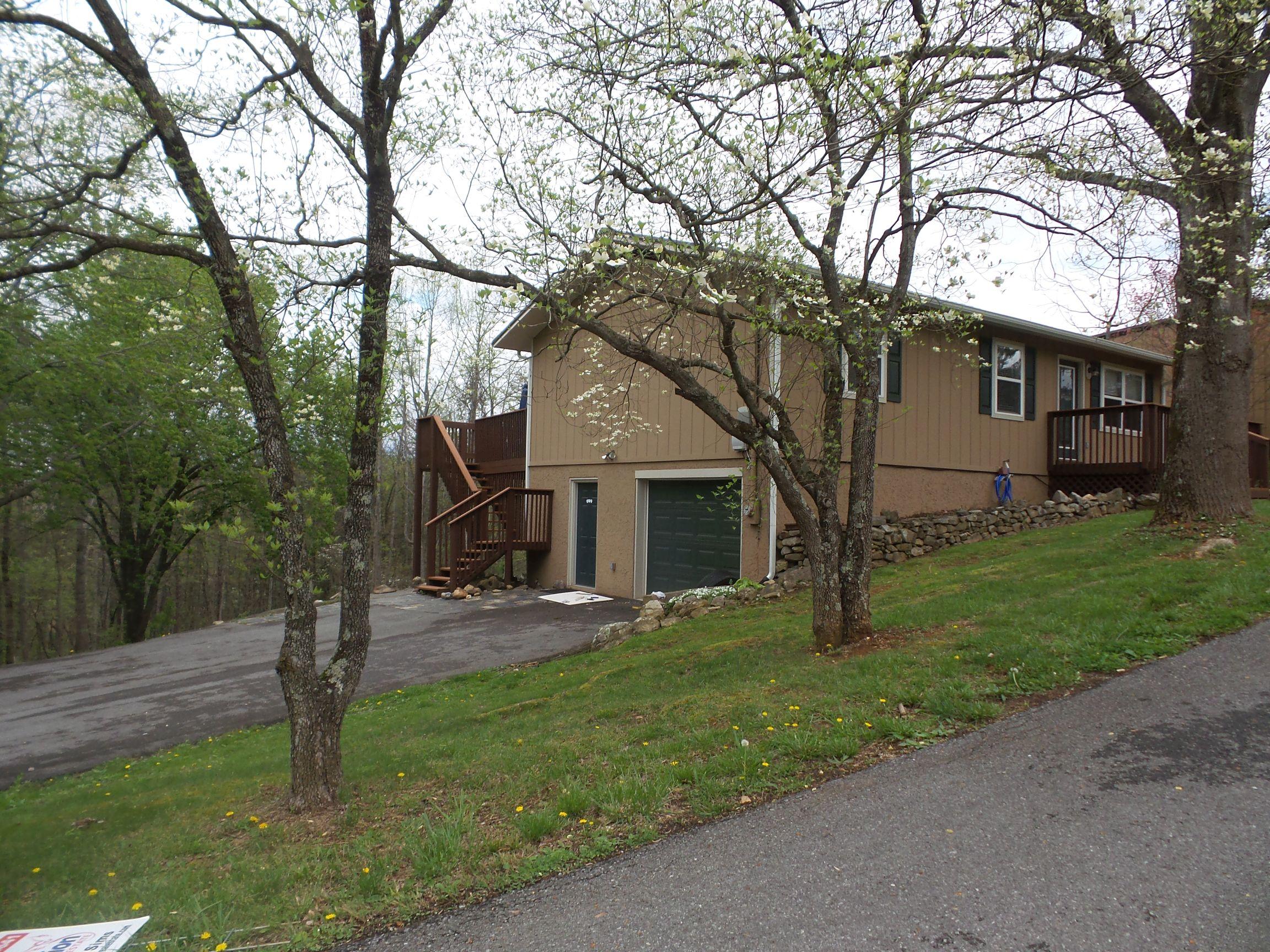1140 Middle Ridge Road Sevierville, TN 37862 - Photo 1 of 39 20150410_085837