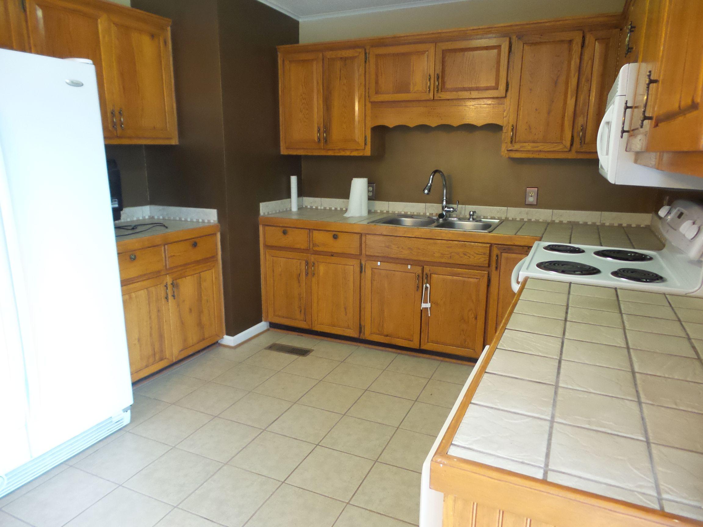 1140 Middle Ridge Road Sevierville, TN 37862 - Photo 4 of 39 20150410_090917