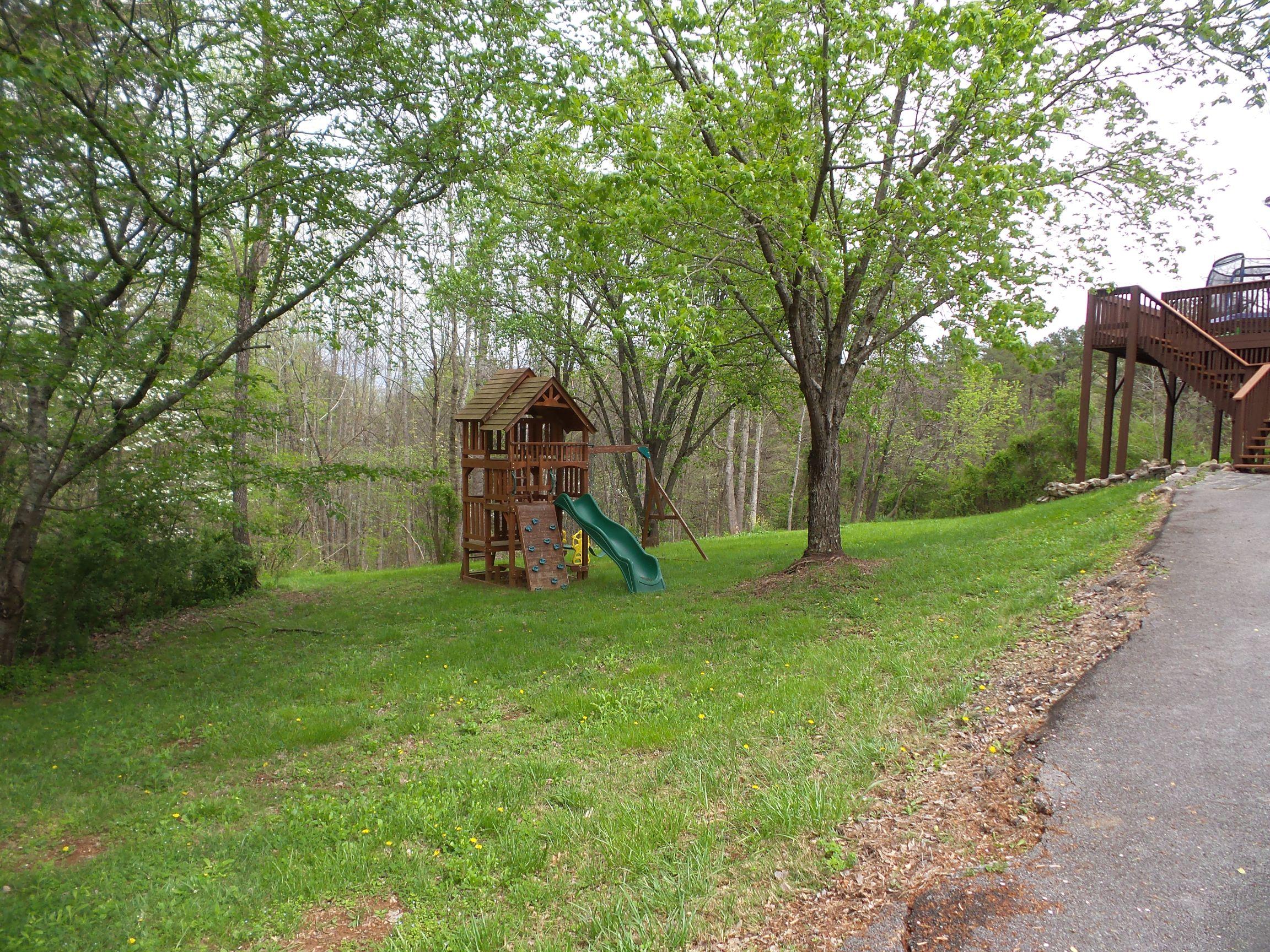 1140 Middle Ridge Road Sevierville, TN 37862 - Photo 39 of 39 20150410_091904