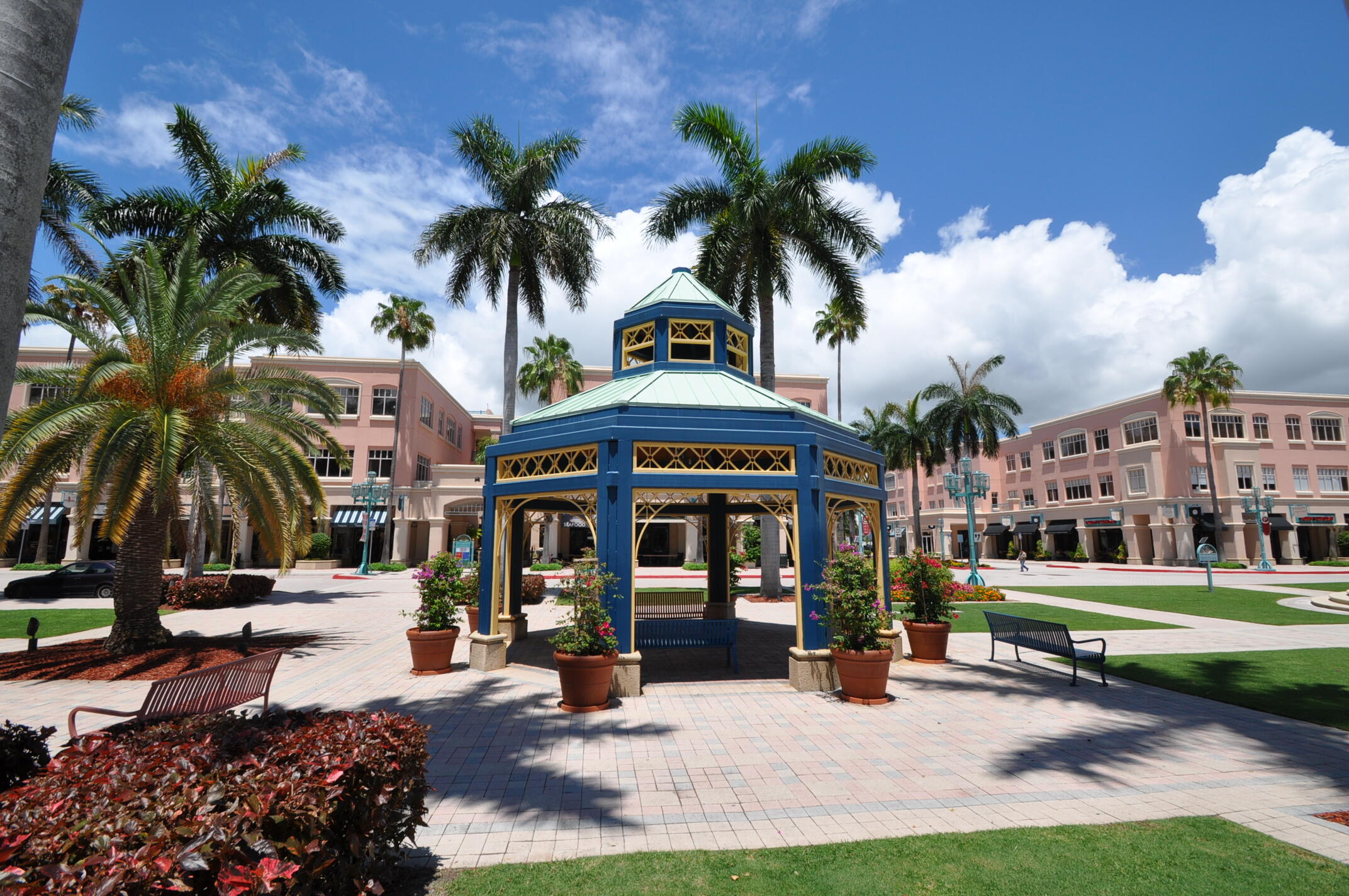 2171 Northeast 4th Way Boca Raton, FL 33431 - Photo 19 of 20 Mizner Park Gazebo