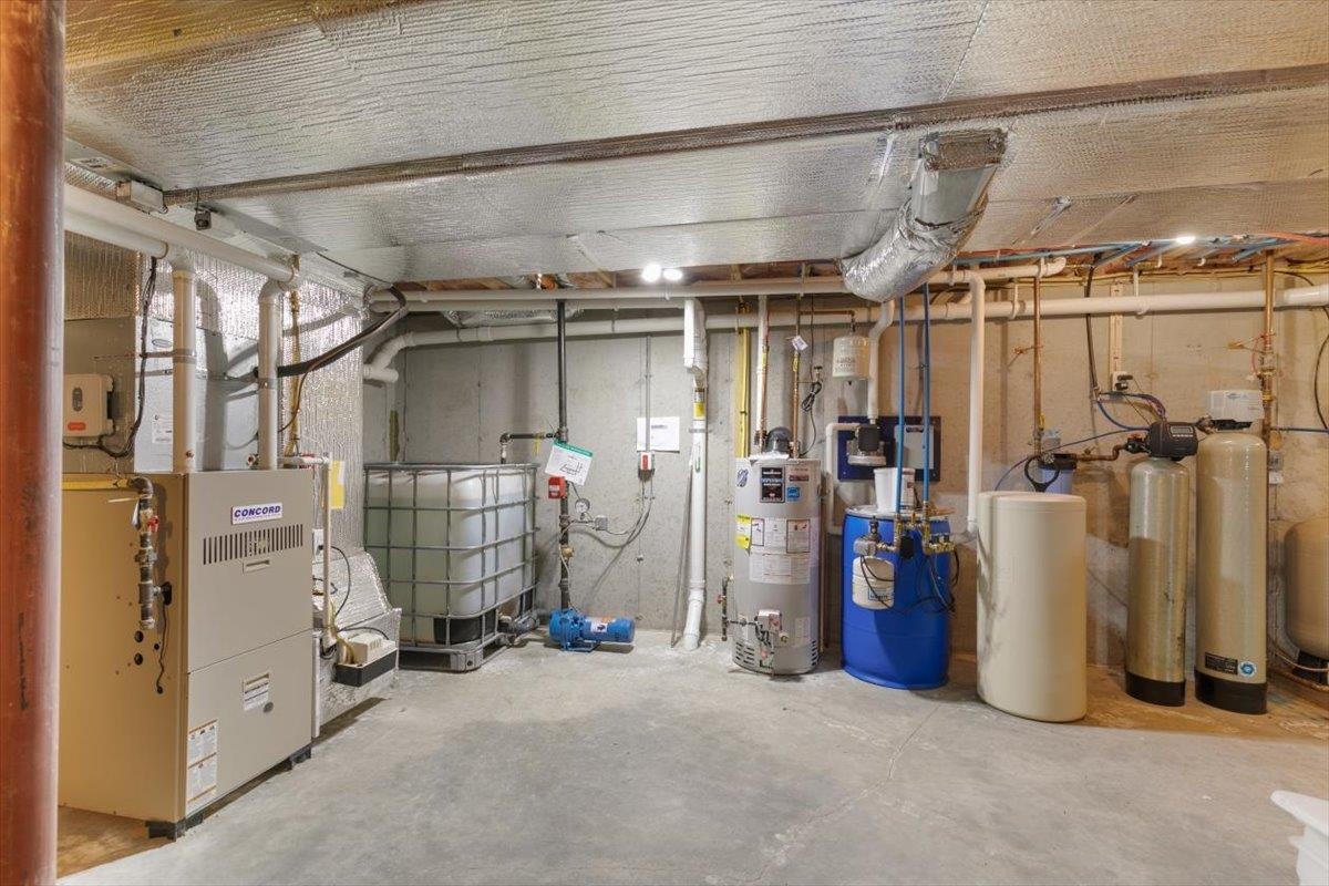 141 Caleb Drive Danville, NH 03819 - Photo 29 of 40