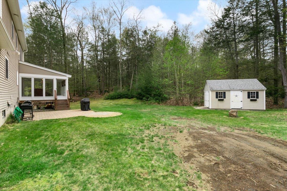 141 Caleb Drive Danville, NH 03819 - Photo 31 of 40