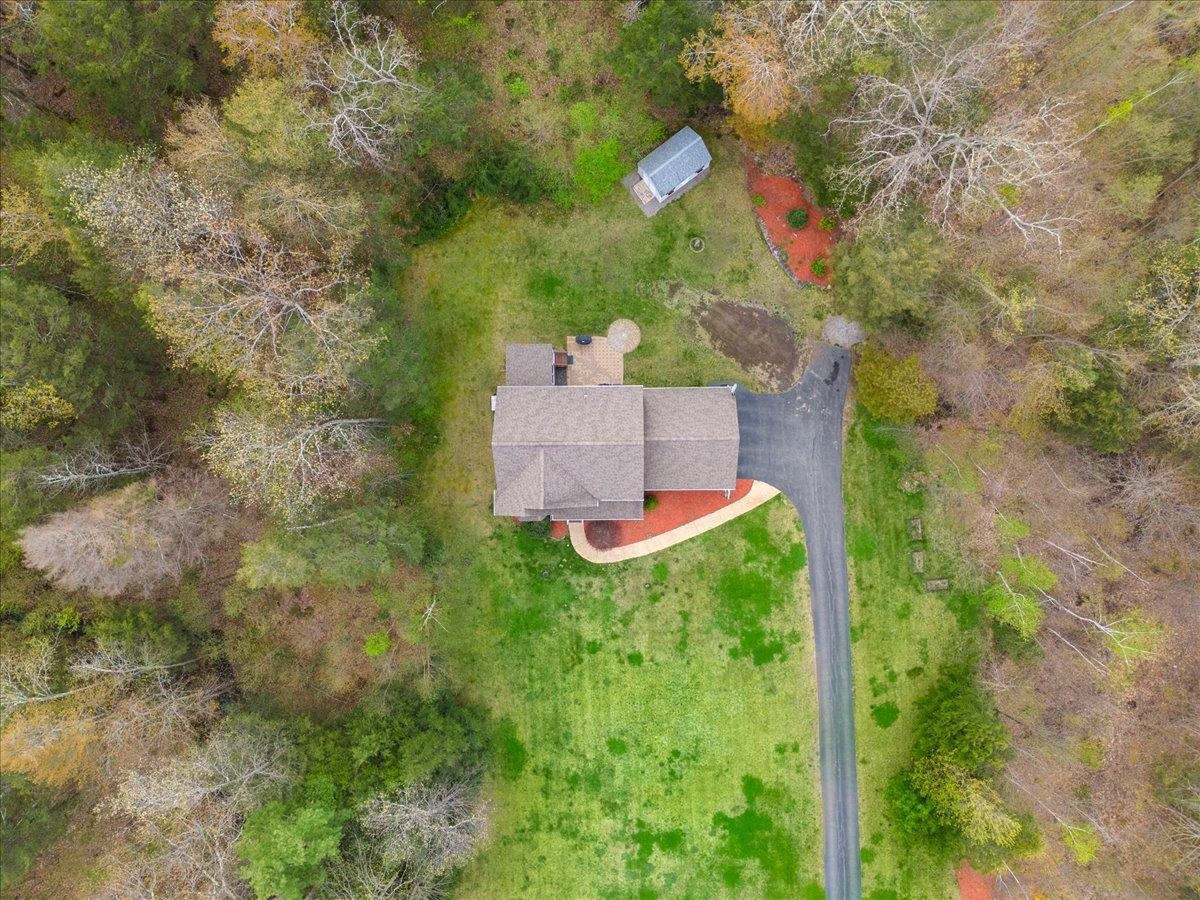 141 Caleb Drive Danville, NH 03819 - Photo 33 of 40