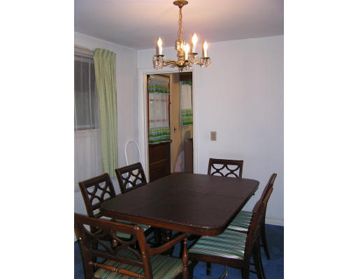 25 Ripley Road Medford, MA 02155 - Photo 8 of 18