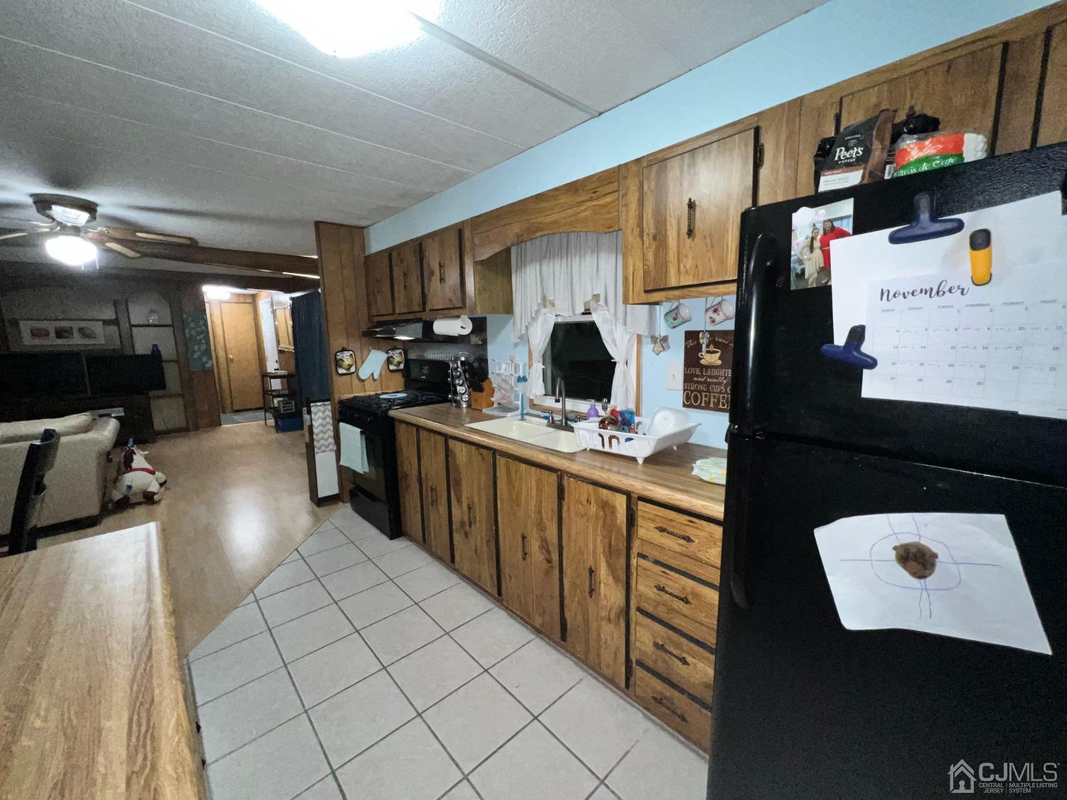 6 Hemingway Drive North Brunswick, NJ 08902 - Photo 7 of 14