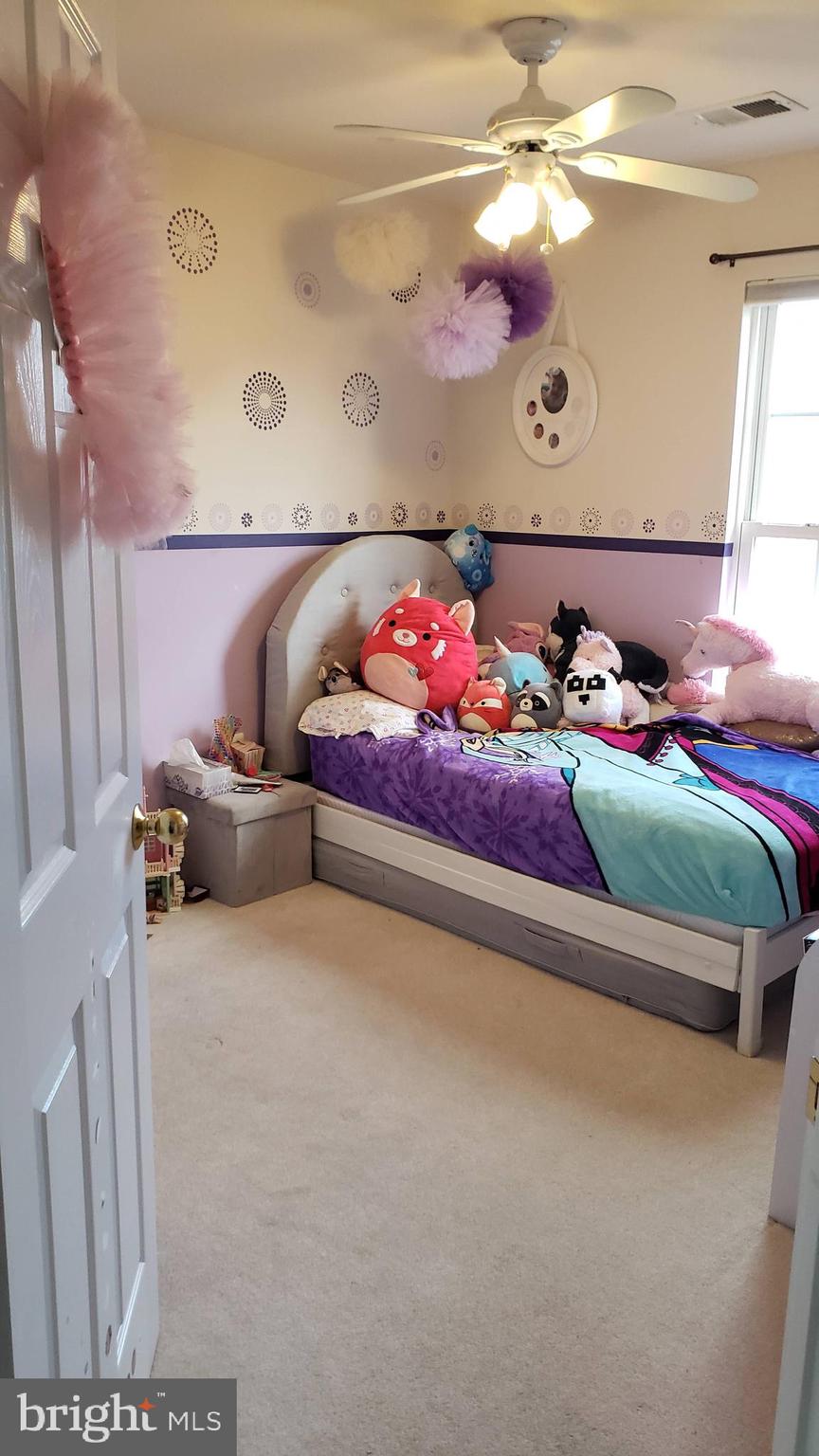 9841 Cheshire Ridge Circle Manassas, VA 20110 - Photo 13 of 29 upper bedroom 3