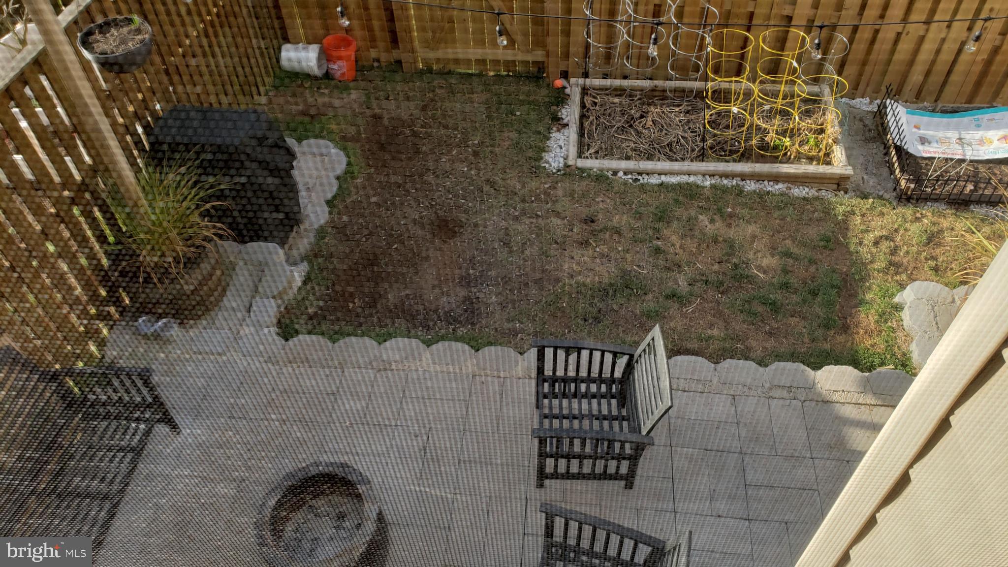 9841 Cheshire Ridge Circle Manassas, VA 20110 - Photo 27 of 29 back yard