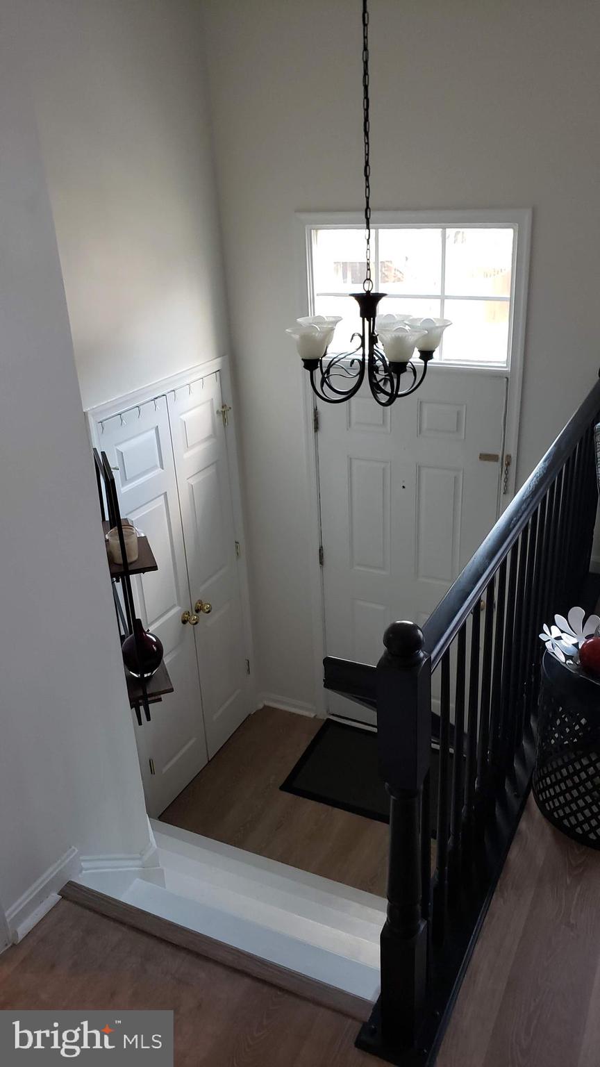 9841 Cheshire Ridge Circle Manassas, VA 20110 - Photo 5 of 29