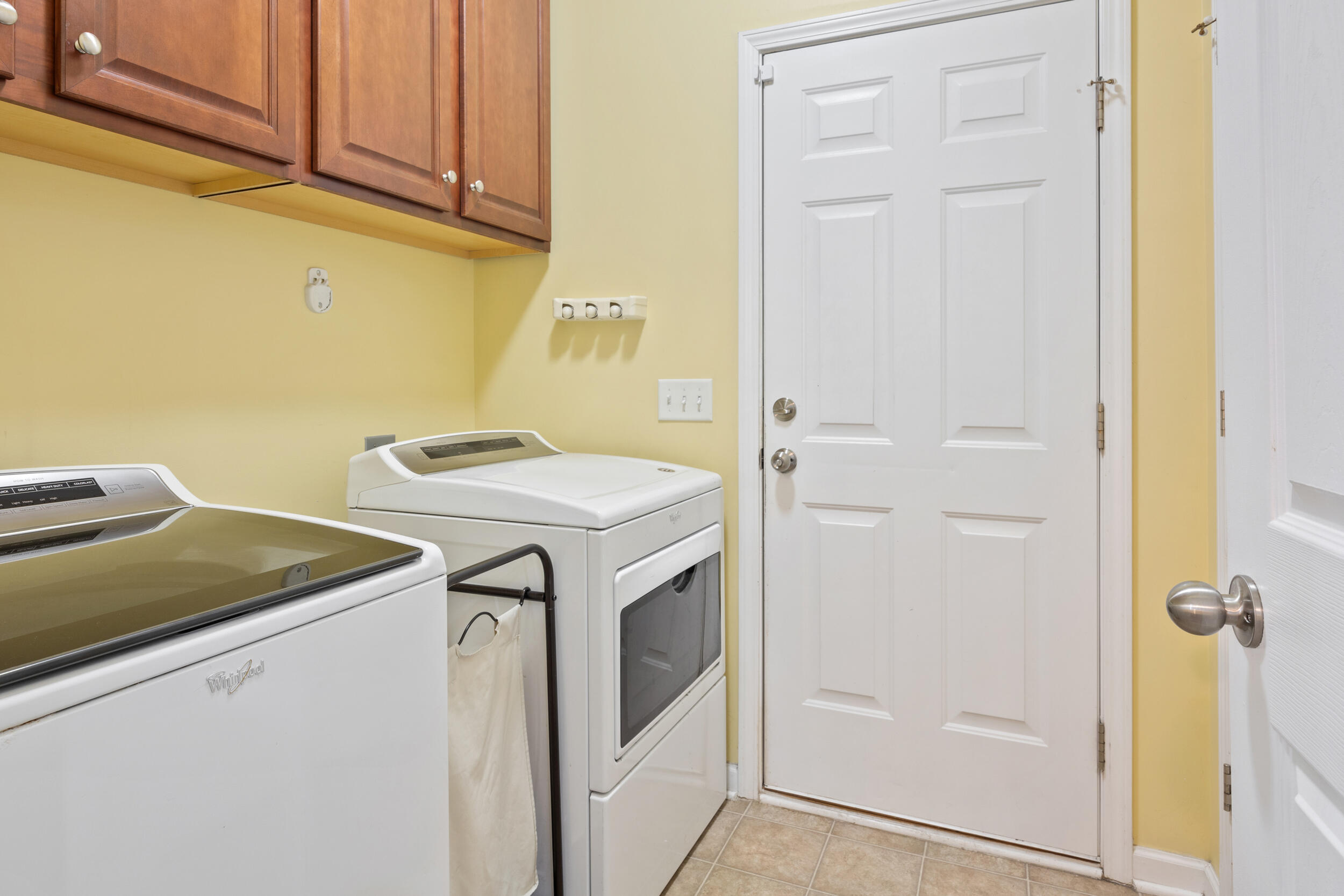190 Decatur Drive Summerville, SC 29486 - Photo 26 of 52 Laundry Room