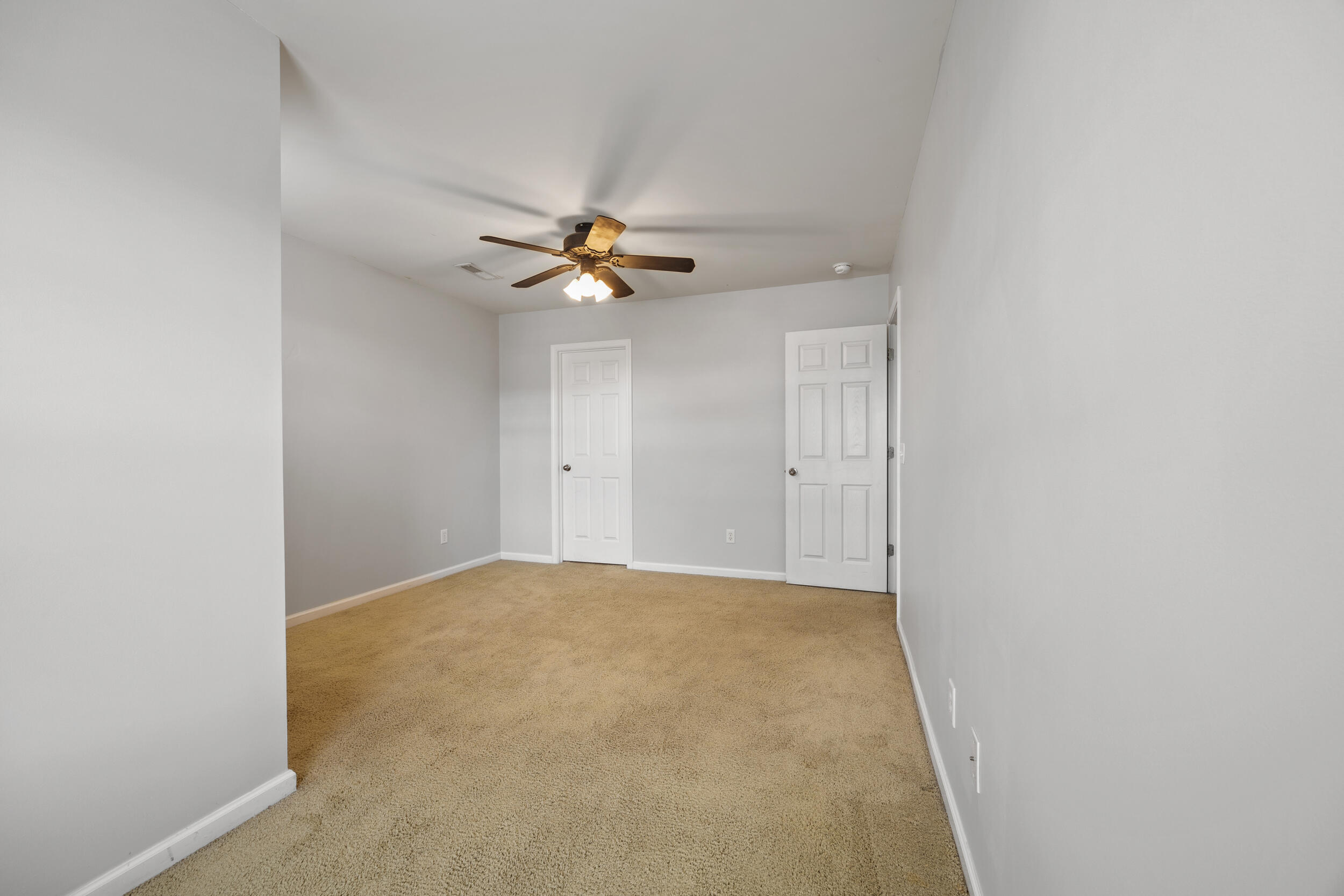190 Decatur Drive Summerville, SC 29486 - Photo 35 of 52 Bedroom 4 upstairs with walk-in closet