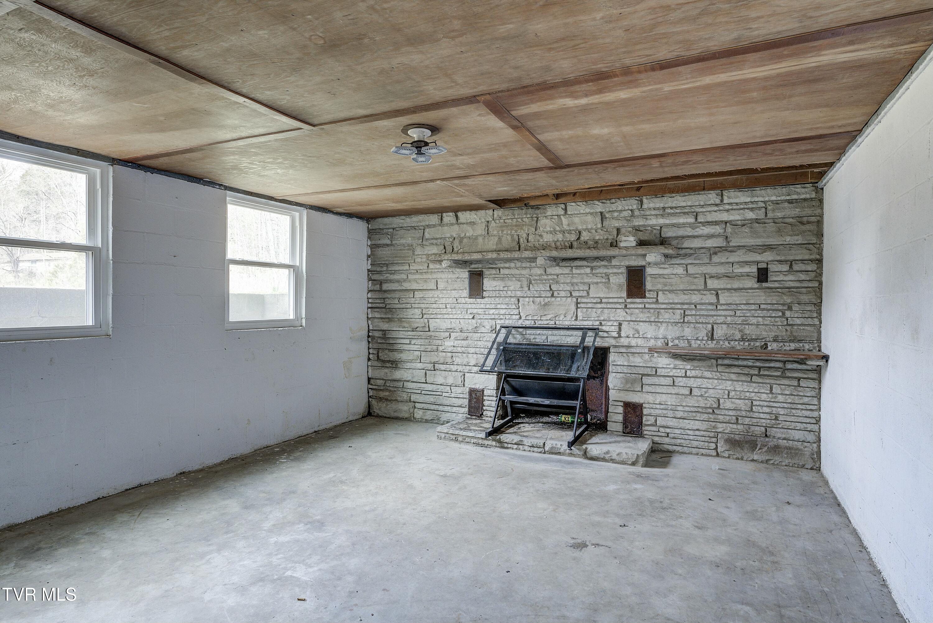 2404 Gap Creek Road Elizabethton, TN 37643 - Photo 29 of 33 tempImageEh5XKL