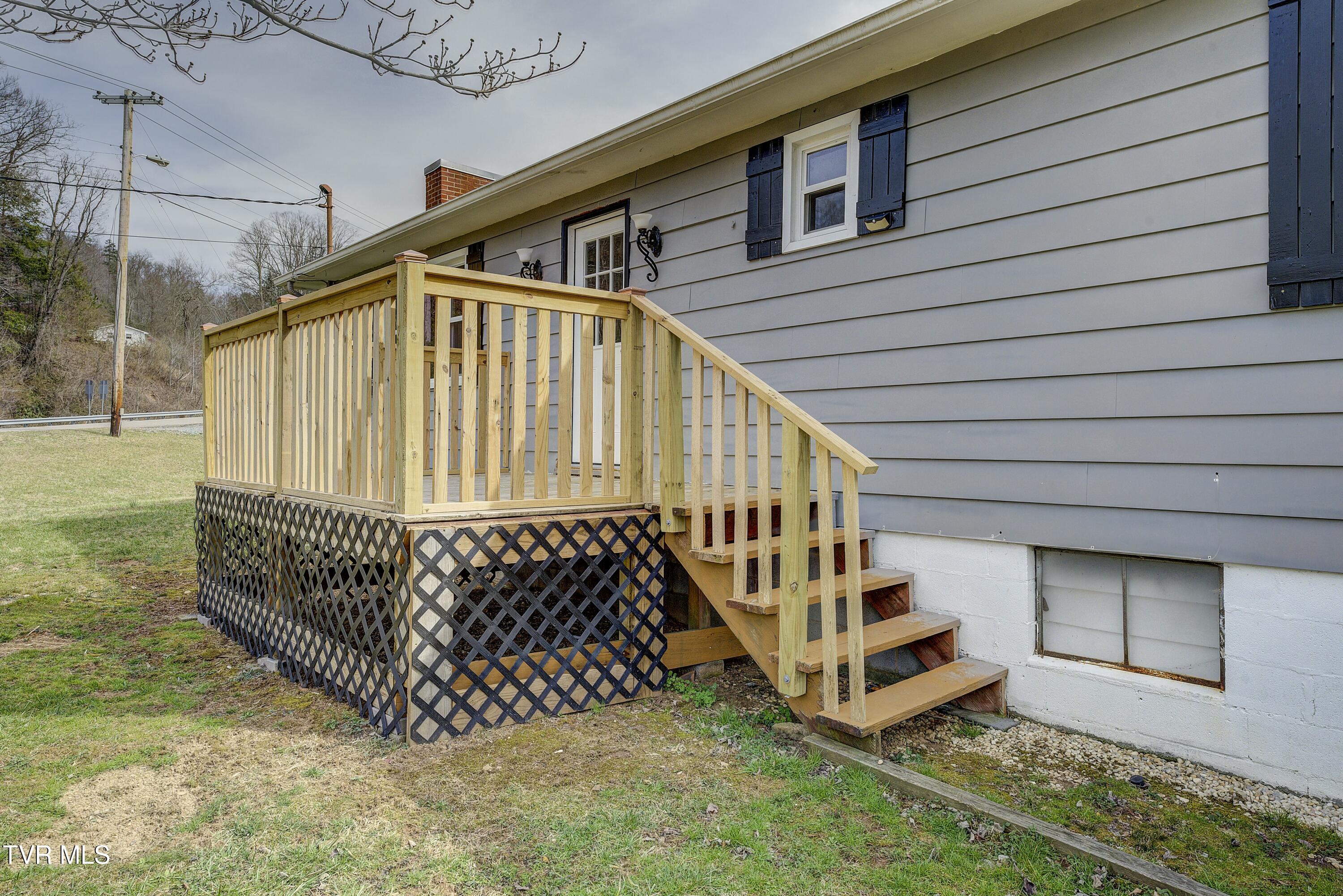 2404 Gap Creek Road Elizabethton, TN 37643 - Photo 9 of 33 tempImageDSGFkN