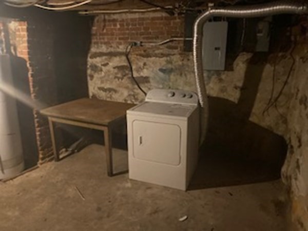 22-24 Cedar Street Springfield, MA 01151 - Photo 22 of 22 a utility room with dryer and washer