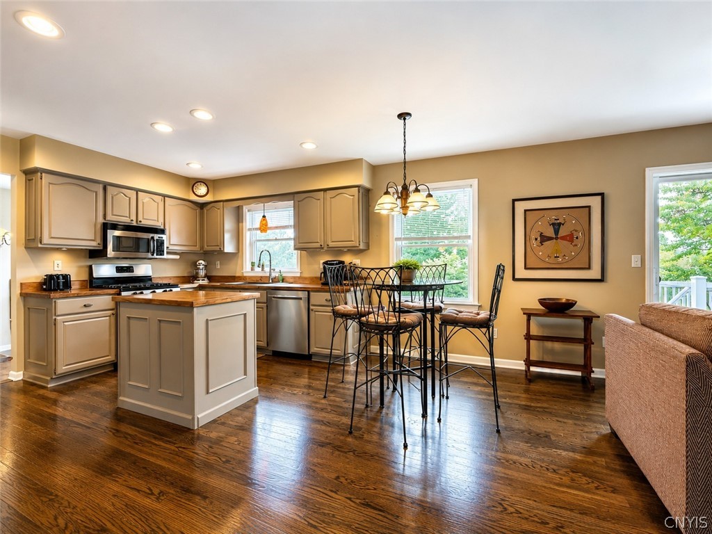 5773 Innsbruck Road Manlius, NY 13057 - Photo 3 of 35 Gallery Image 3
