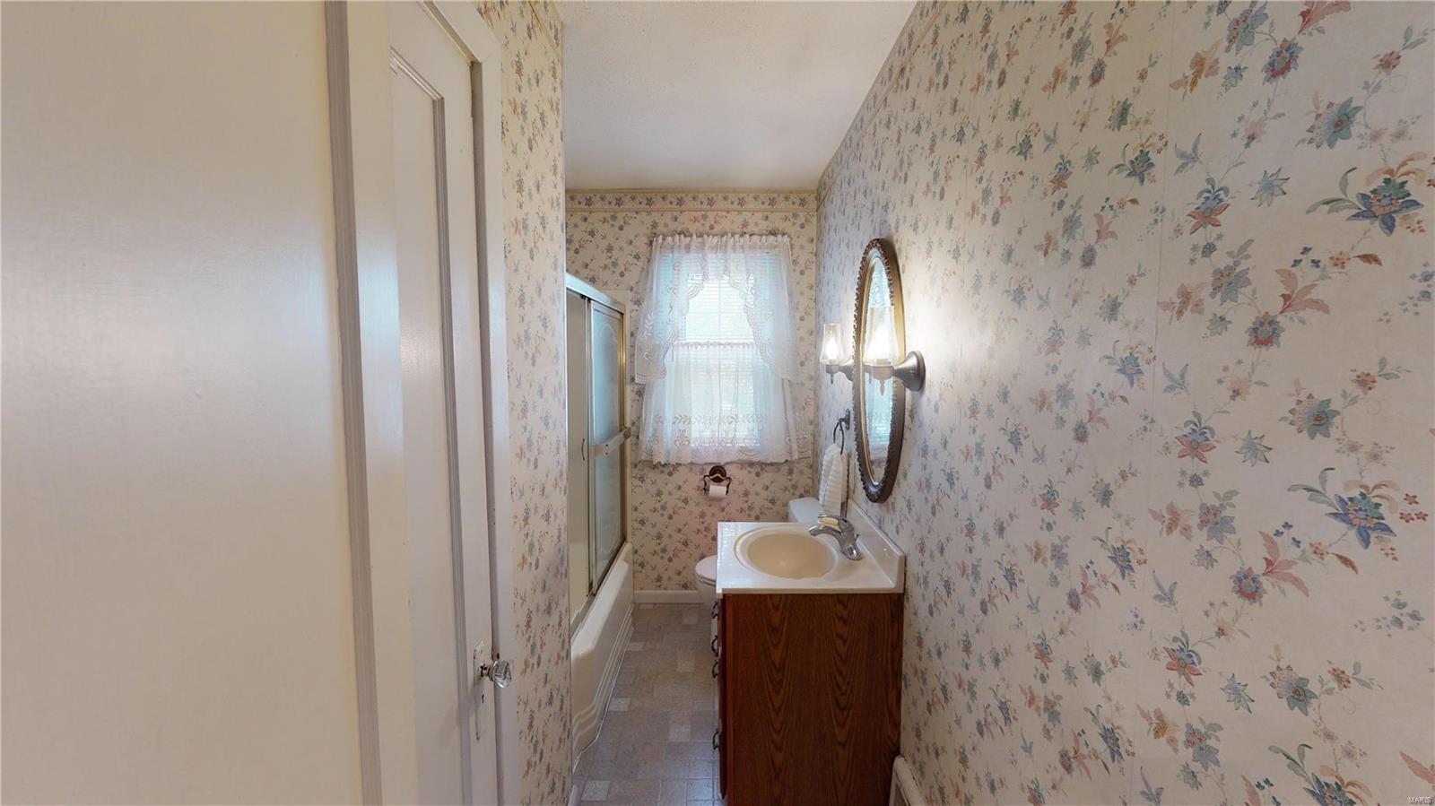 1110 Troy Road Edwardsville, IL 62025 - Photo 11 of 25 Gallery Image 11