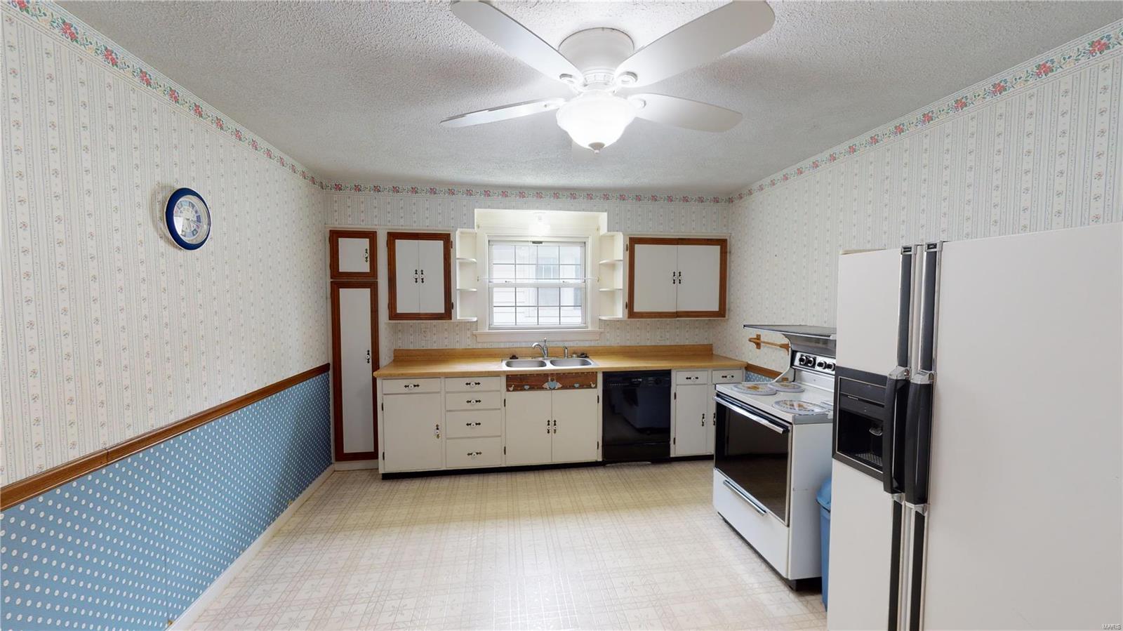 1110 Troy Road Edwardsville, IL 62025 - Photo 13 of 25 Gallery Image 13