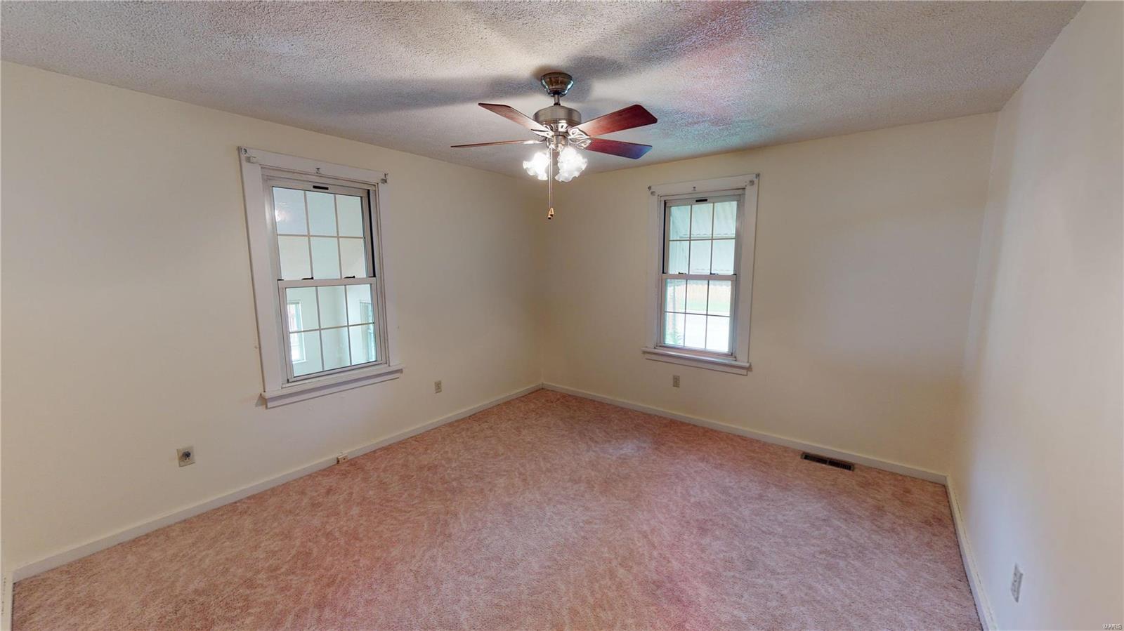 1110 Troy Road Edwardsville, IL 62025 - Photo 9 of 25 Gallery Image 9