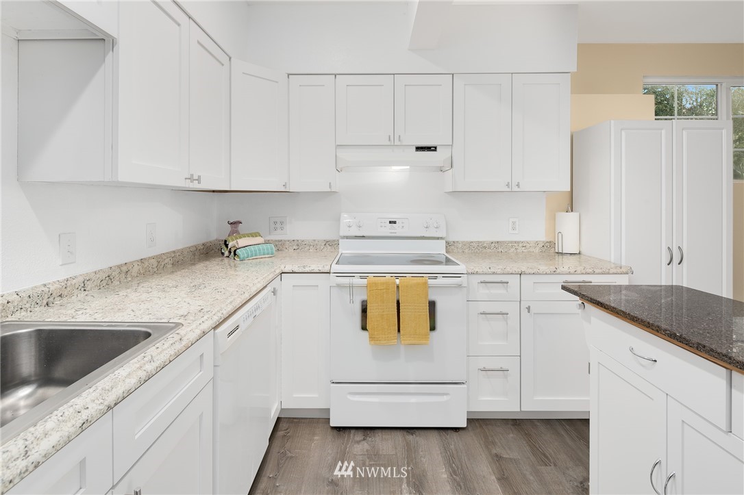 1911 233rd Place Southeast Bothell, WA 98021 - Photo 16 of 25