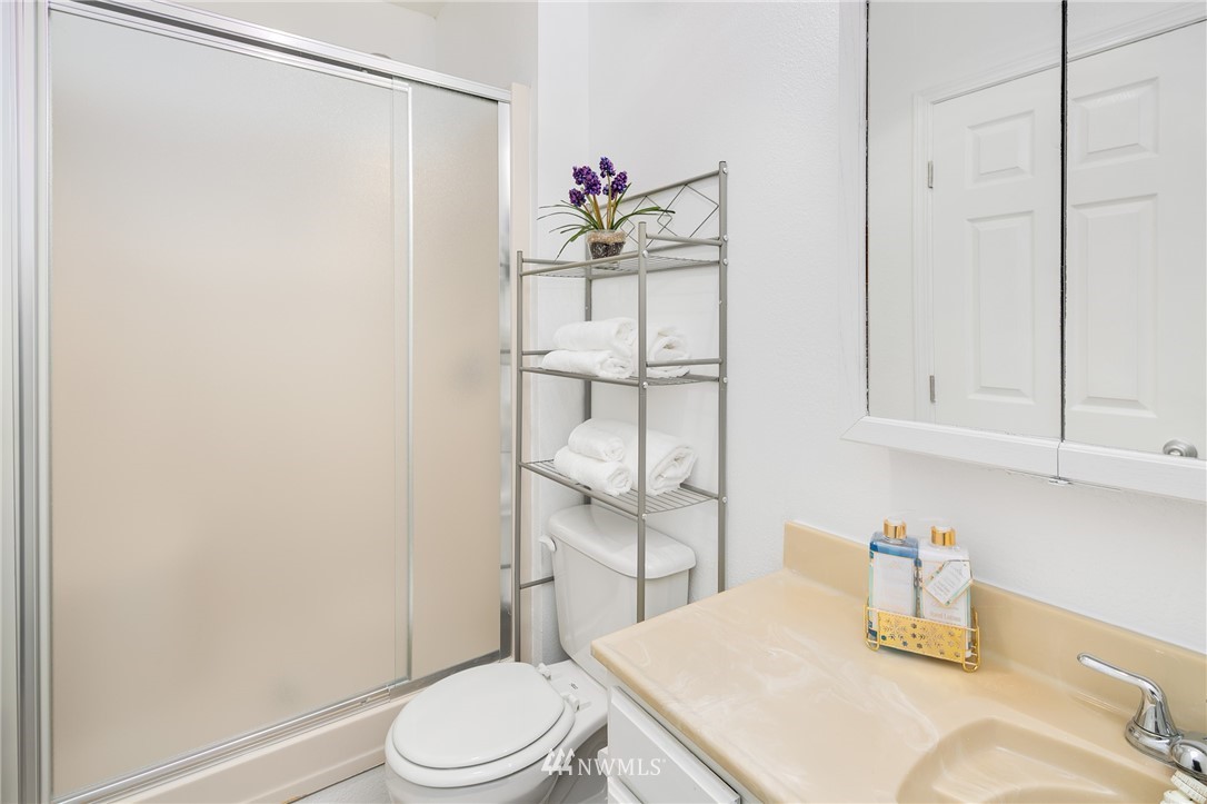 1911 233rd Place Southeast Bothell, WA 98021 - Photo 21 of 25