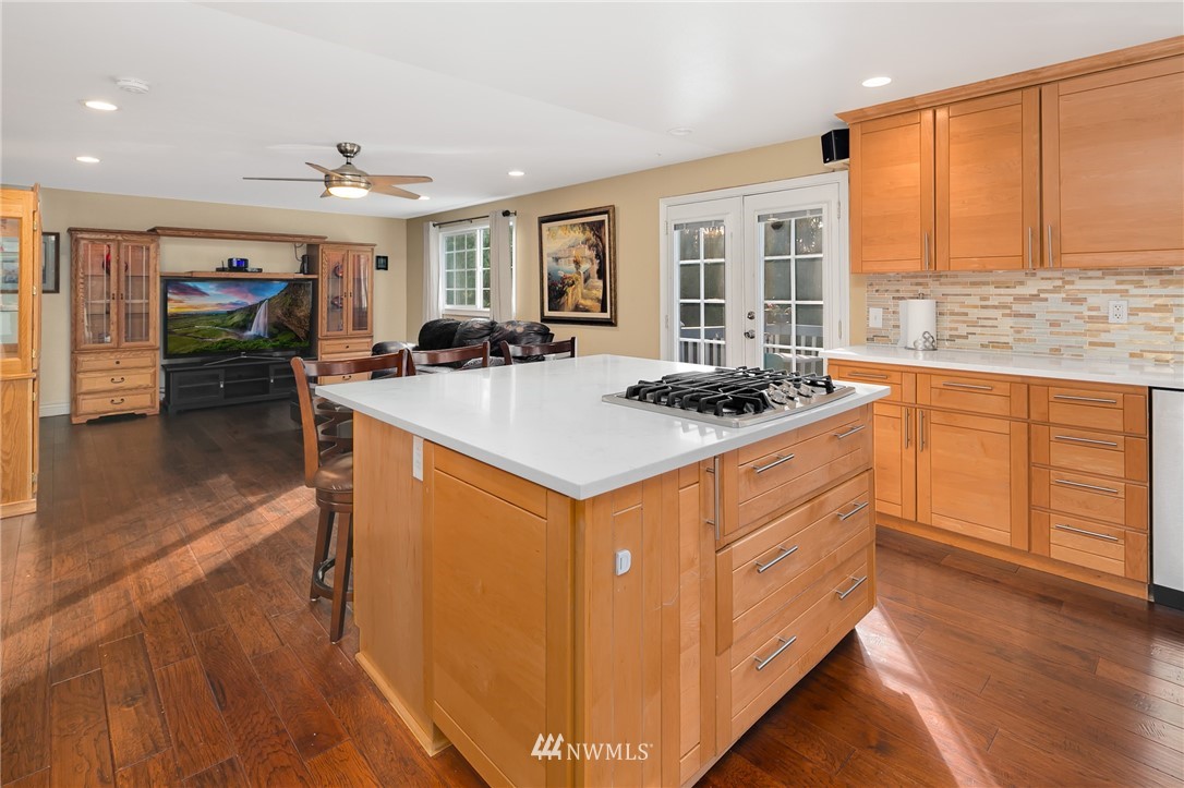 1911 233rd Place Southeast Bothell, WA 98021 - Photo 4 of 25