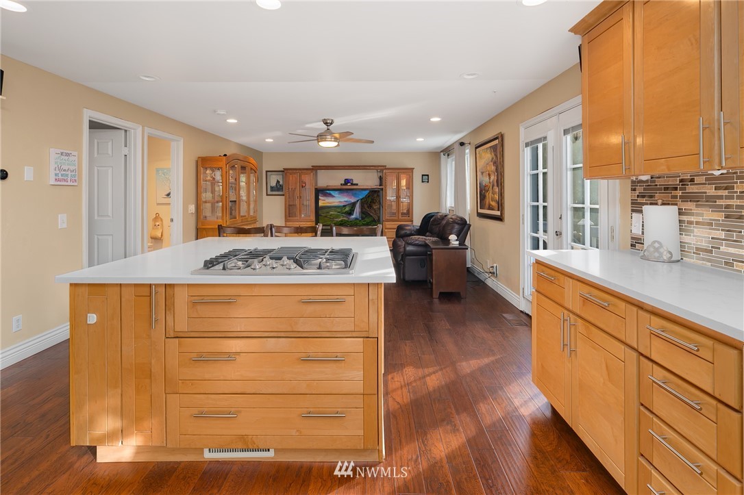 1911 233rd Place Southeast Bothell, WA 98021 - Photo 5 of 25