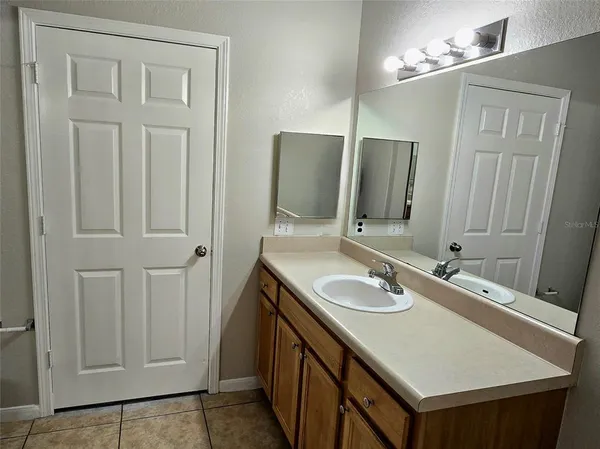 $1,950 | 9005 Lee Vista Boulevard, Unit 1803, Orlando, FL 32829