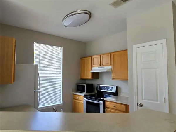$1,950 | 9005 Lee Vista Boulevard, Unit 1803, Orlando, FL 32829
