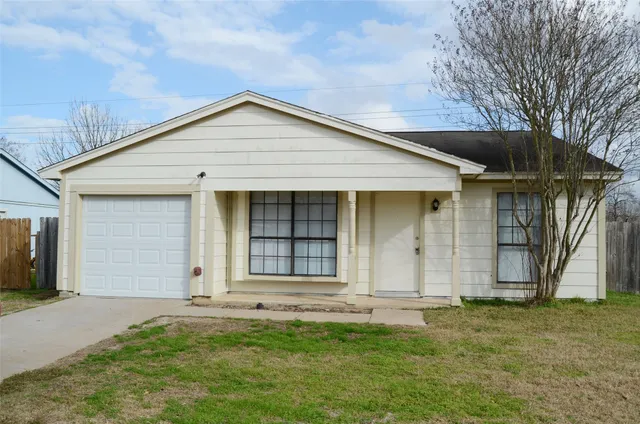$1,395 | 17506 Bullis Gap Drive, Hockley, TX 77447