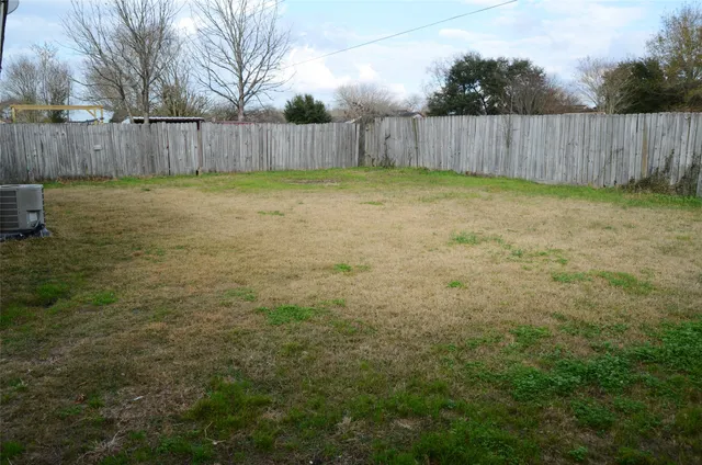 $1,395 | 17506 Bullis Gap Drive, Hockley, TX 77447