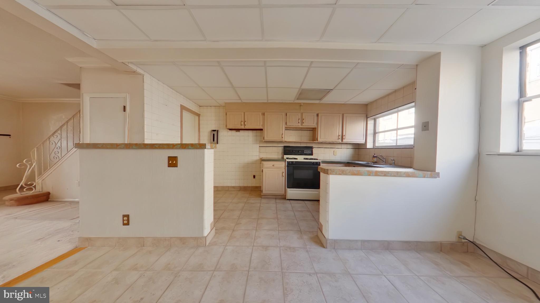 3011 South 15th Street Philadelphia, PA 19145 - Photo 9 of 23