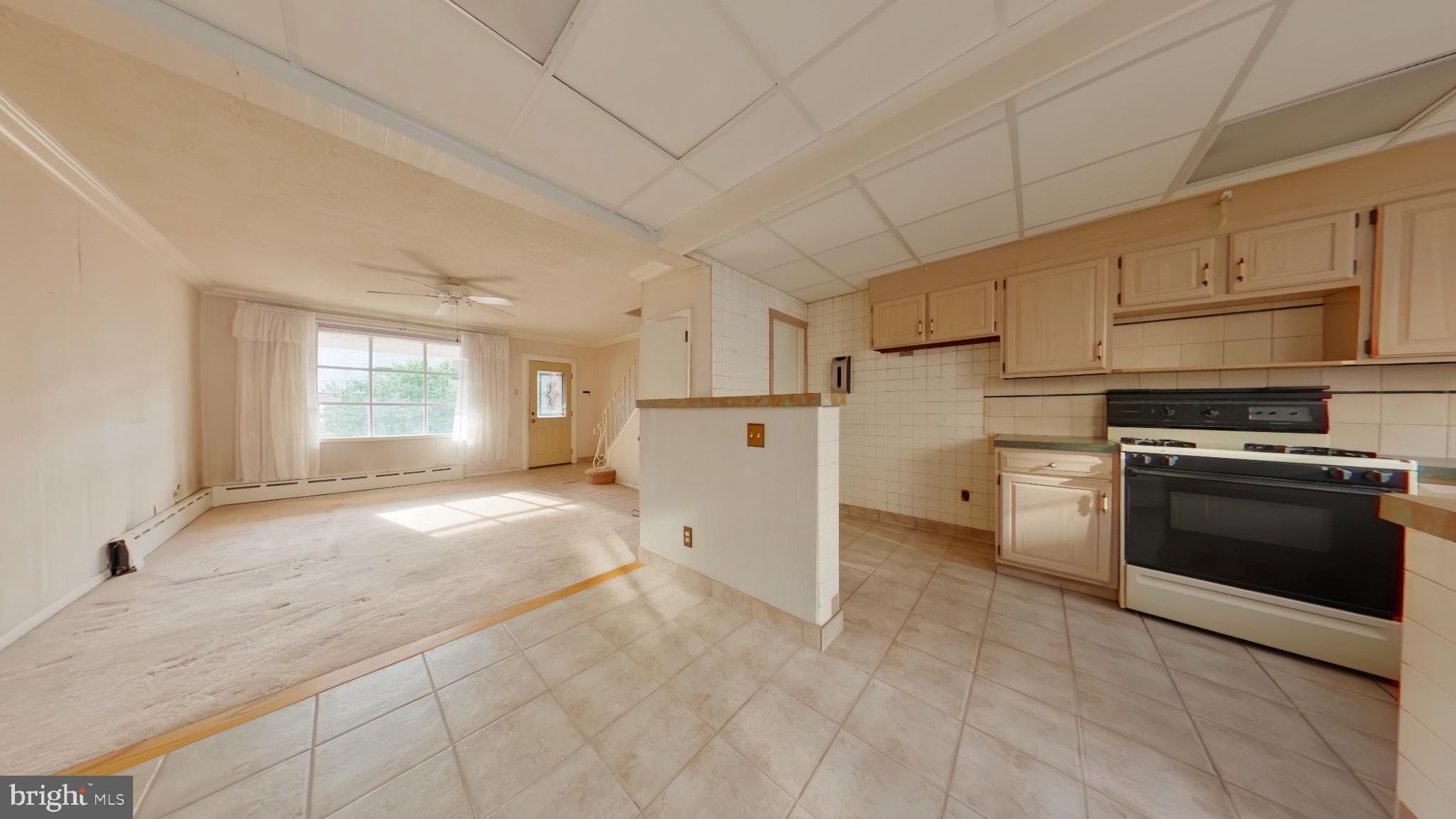 3011 South 15th Street Philadelphia, PA 19145 - Photo 10 of 23