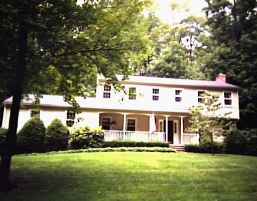 34 Key Rock Road Newtown, CT 06470 - Photo 1 of 1