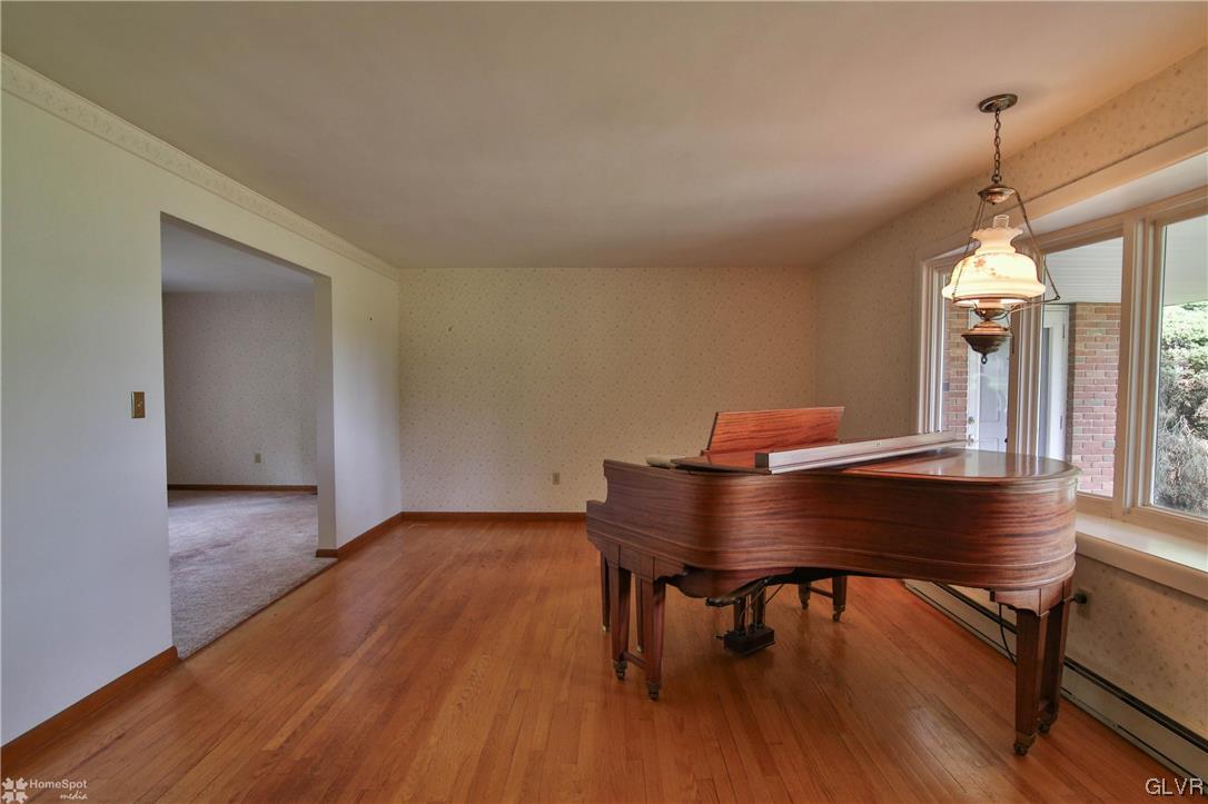 4279 Main Road West Emmaus, PA 18049 - Photo 13 of 47 Gallery Image 13