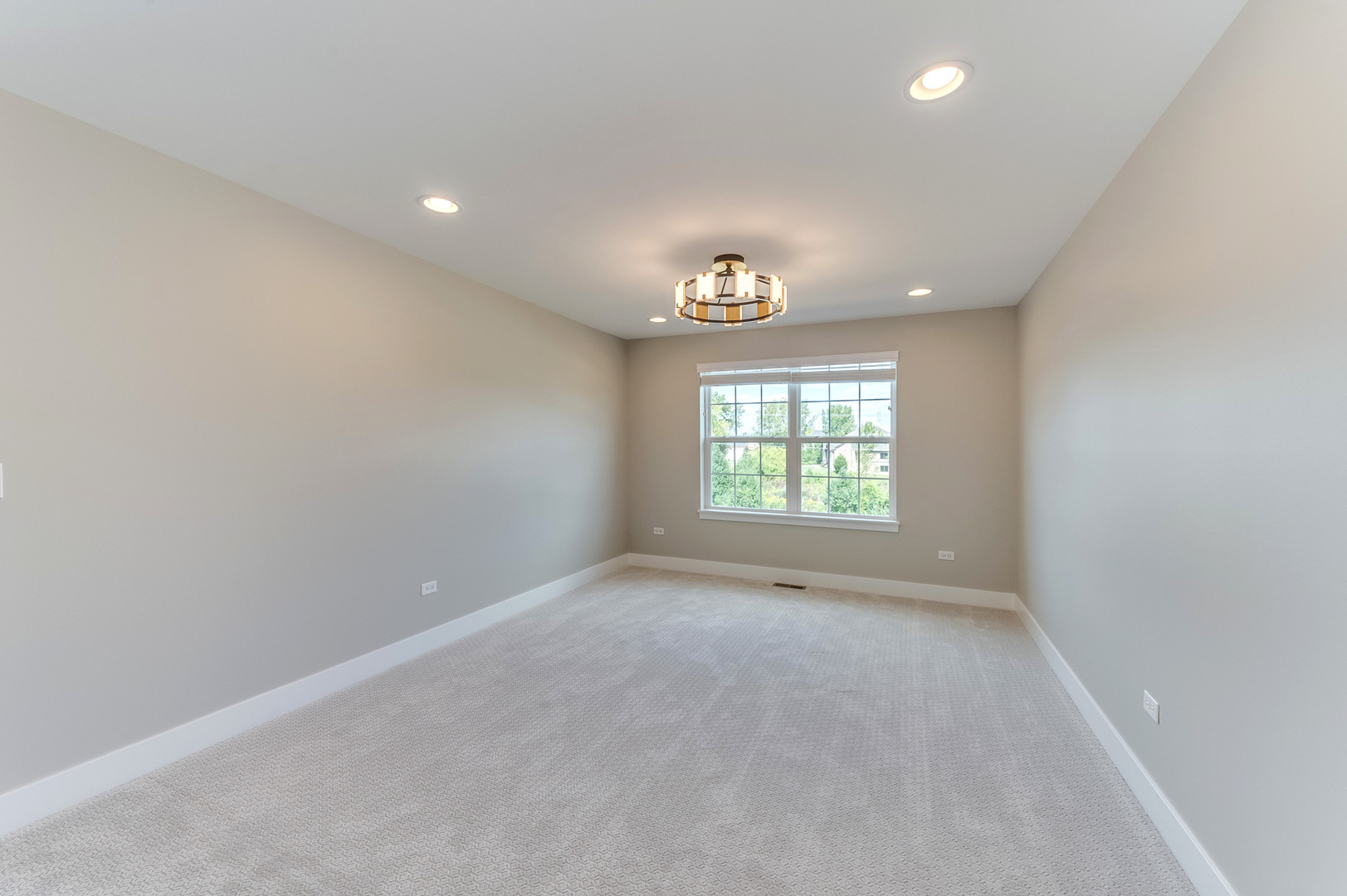 13101 Kettering Way Lemont, IL 60439 - Photo 23 of 36 an empty room with a window