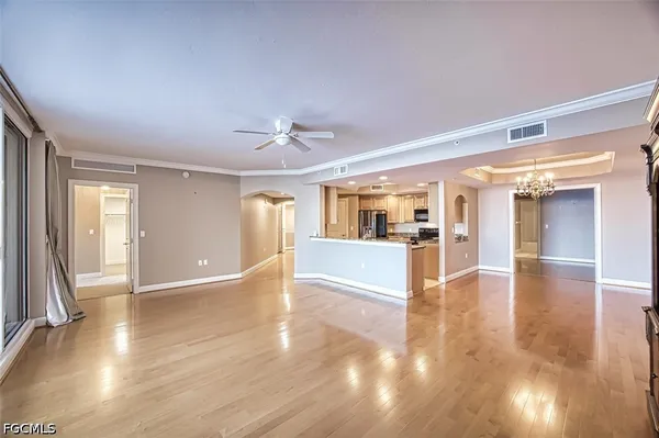 $2,900 | 2090 West First Street, Unit G1607, Fort Myers, FL 33901
